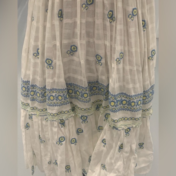 Chelsea And Violet Sun Dress - Picture 3 of 11